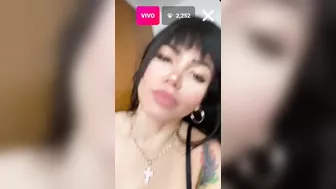 Andreina Fonseca Playing with Vibrator on Livestream