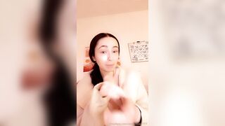 Latinaloverr777 Flashing Tits On Cam