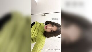 Milena Grace Masturbates In The Restroom