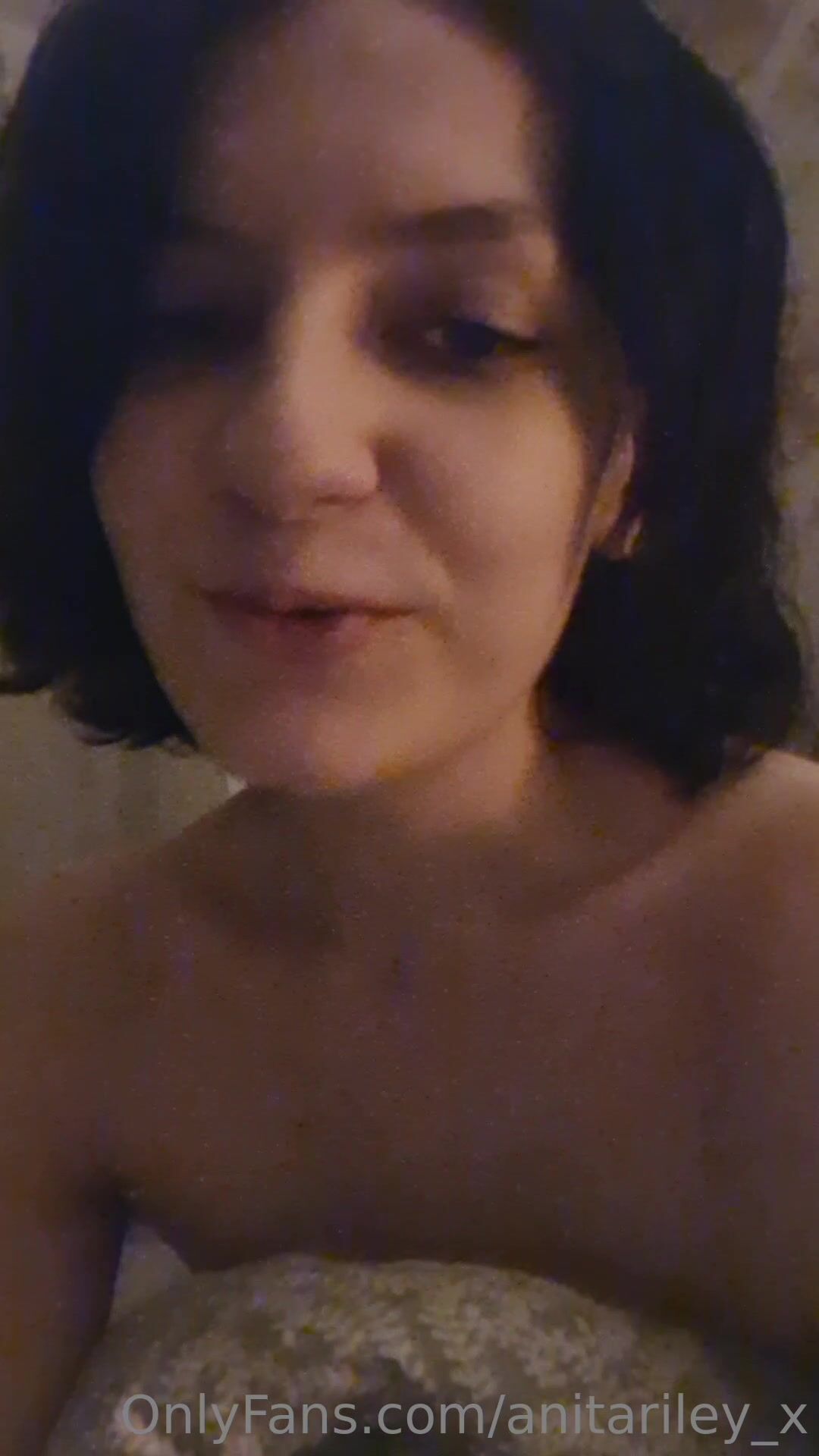 Anitariley_x Quick Tits Flashing